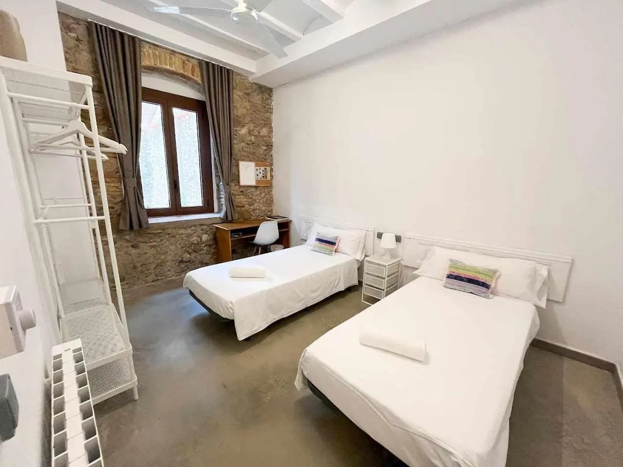 Aptw Pool In Heart Of Old Town 지로나 스페인